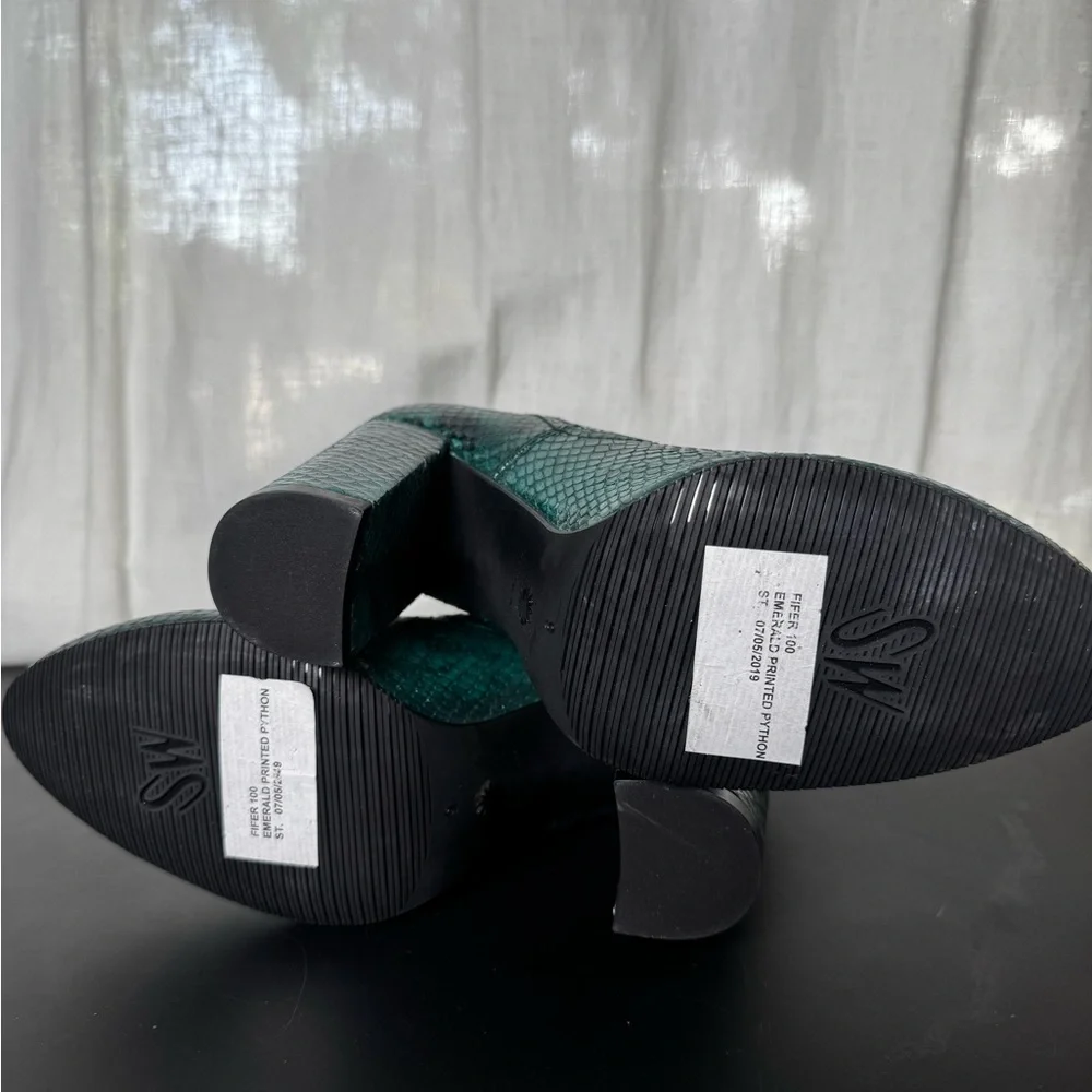 Stuart Weitzman Green Ankle Booties - Picture 5 of 7